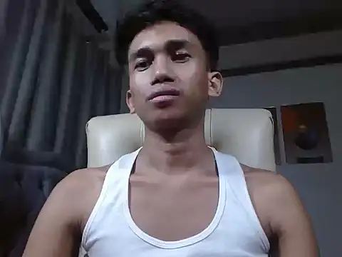 charlie0728 online show from December 21, 2025, 2:57 pm