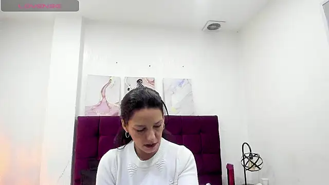 Snapshot of MashaPiink chatting on April 30, 2026, 12:55 pm MashaPiink online show from April 30, 2026, 12:55 pm