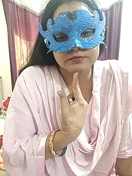 MEERAcle online show from November 18, 2025, 6:51 am