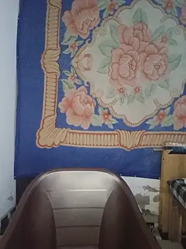 Snapshot of MEERAcle chatting on July 23, 2026, 2:53 am MEERAcle online show from July 23, 2026, 2:53 am