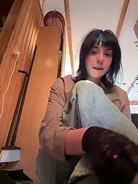 Only April online show from April 22, 2026, 3:09 am