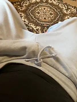 wwwiiilll online show from October 19, 2025, 5:41 am