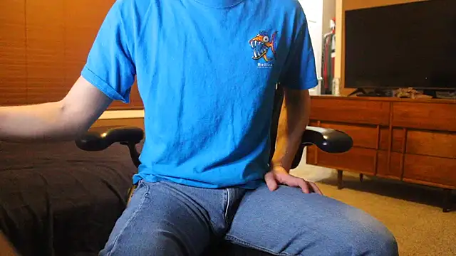 jjjjjfive online show from March 8, 2026, 2:04 am