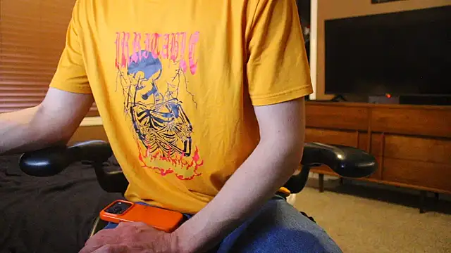 jjjjjfive online show from April 10, 2026, 1:11 am