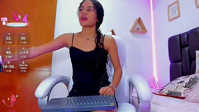 miiarod online show from September 12, 2025, 6:52 pm