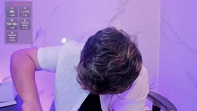 juanmechanic  online show from April 19, 2026, 5:18 am