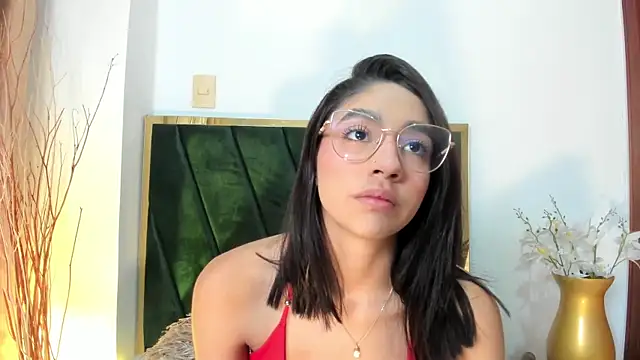 IvyJhons online show from October 7, 2025, 11:40 am