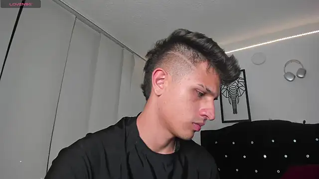 kevin ahss online show from October 27, 2025, 11:09 pm