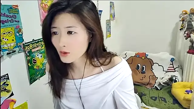 Moonlight-23 online show from September 28, 2025, 1:16 pm