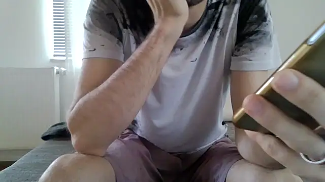 XLBarehengst online show from September 14, 2025, 1:21 pm