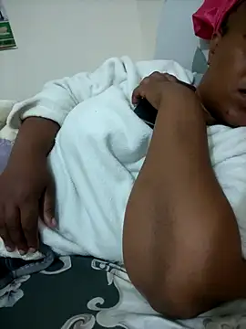 Ebonyboobsmilk online show from September 17, 2025, 6:31 pm