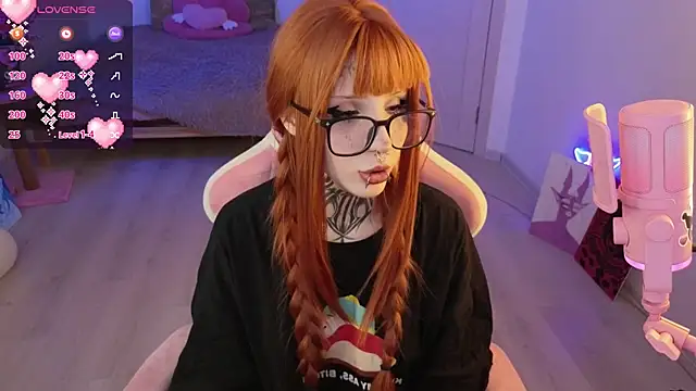 Nana stolass online show from April 21, 2026, 9:04 am