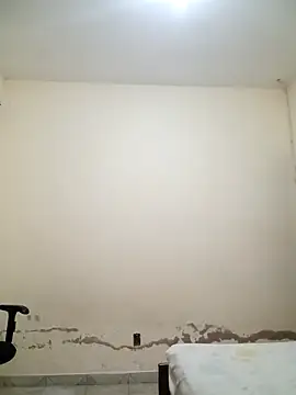 Maniasefetiches online show from April 15, 2026, 3:02 am