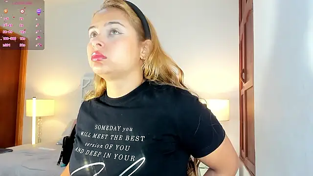 MikaelaStone online show from January 8, 2026, 12:29 pm