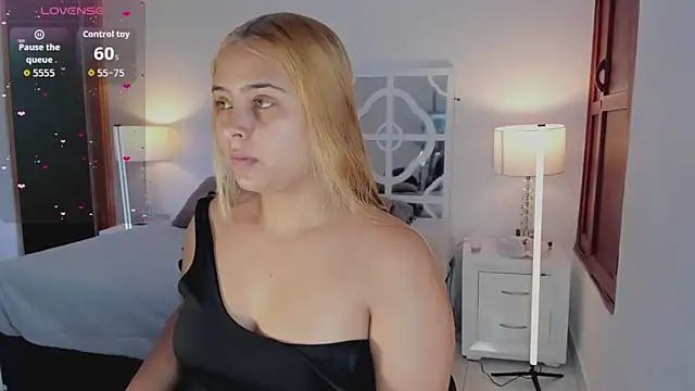 MikaelaStone online show from February 26, 2026, 12:15 pm