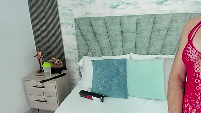 ShanelEvans online show from October 11, 2025, 6:50 pm