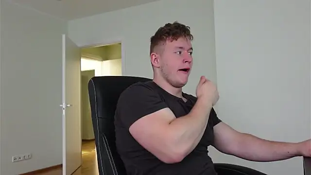 Richard Dullas online show from October 21, 2025, 6:36 am