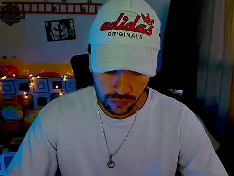 cortelioni massimo  online show from March 4, 2026, 3:07 pm