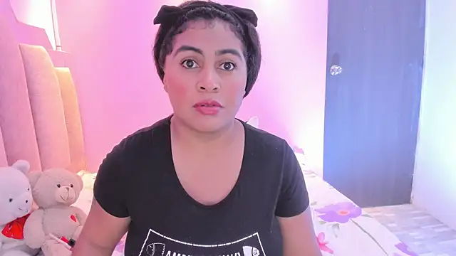 AndreaSweet2 online show from October 2, 2025, 7:43 pm