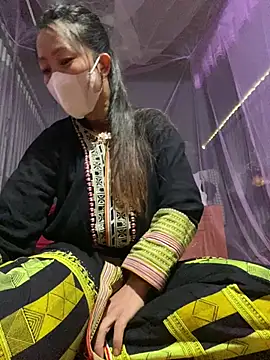 Huong-Ly online show from February 19, 2026, 7:48 am