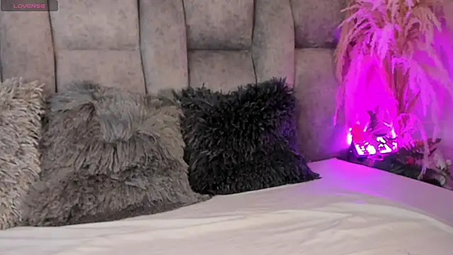 d3rke 666 online show from November 25, 2025, 4:12 am