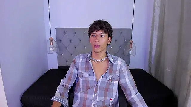 d3rke 666 online show from April 28, 2026, 4:17 am