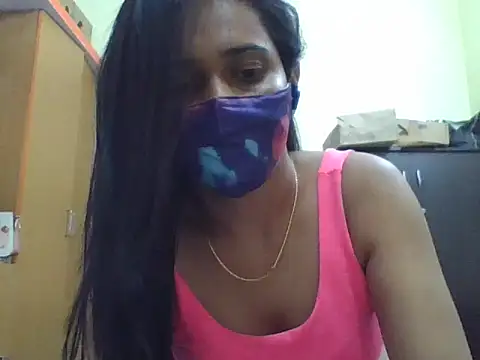 Curvyqueenz online show from December 19, 2025, 5:53 pm