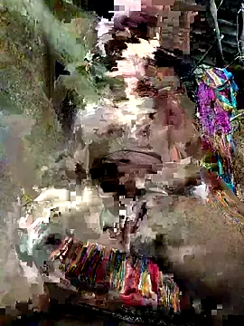 nughtytommy01 online show from September 17, 2025, 8:27 am