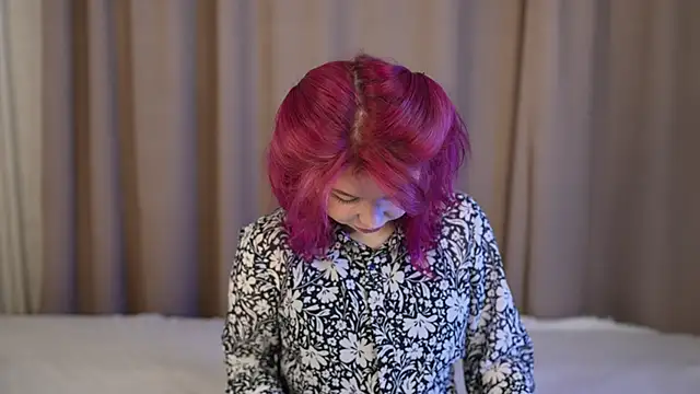 Stella Vanila online show from October 21, 2025, 1:50 am