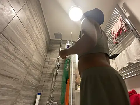 Curvy AfricanQuinn online show from September 22, 2025, 5:53 am