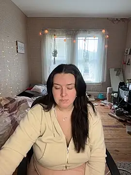 goddesskass online show from November 24, 2025, 3:01 pm