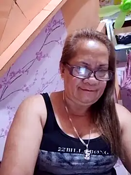 vickyhot1966 online show from June 5, 2026, 7:52 pm