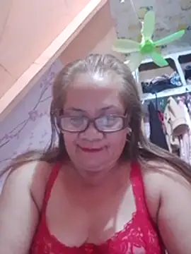 vickyhot1966 online show from June 16, 2026, 12:52 pm