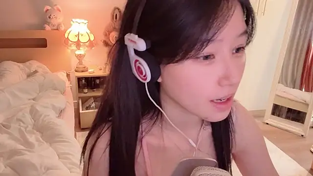 xixi gougou online show from November 4, 2025, 1:59 am