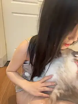 xixi gougou online show from December 2, 2025, 2:56 pm