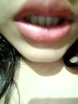 Hott Muskan online show from September 15, 2025, 7:14 pm