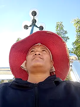 Love-Mama33 online show from September 19, 2025, 1:40 am