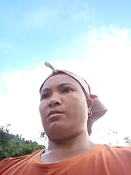 Love-Mama33 online show from September 23, 2025, 10:07 am