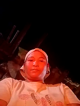 Love-Mama33 online show from October 29, 2025, 11:34 am