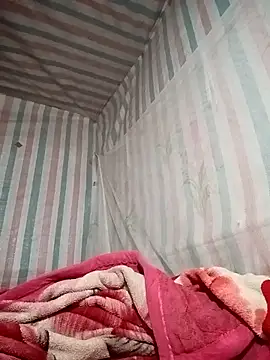 Love-Mama33 online show from November 26, 2025, 10:55 pm