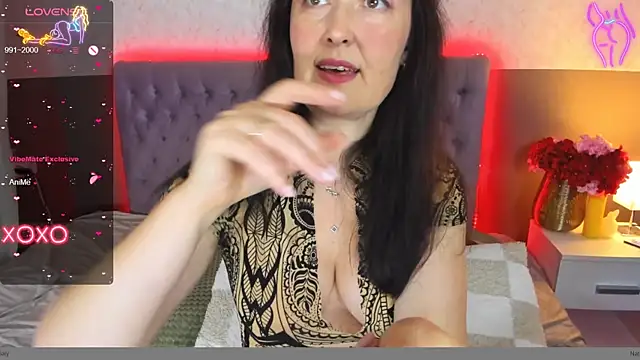 NathalyStars online show from November 7, 2025, 1:55 pm