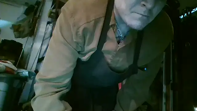 Snapshot of longd4tightpussy chatting on April 2, 2026, 4:32 am longd4tightpussy online show from April 2, 2026, 4:32 am