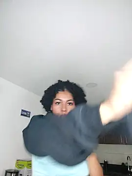 delaylacruz online show from October 12, 2025, 12:04 pm