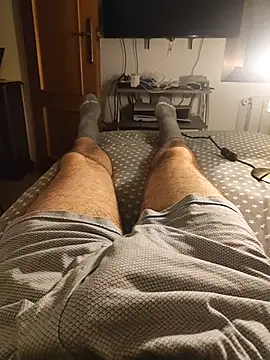 gigolobcn online show from October 11, 2025, 3:06 am