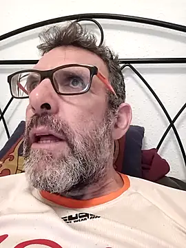 gigolobcn online show from March 6, 2026, 6:15 pm