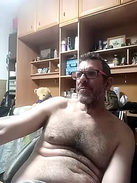gigolobcn online show from May 9, 2026, 12:49 am