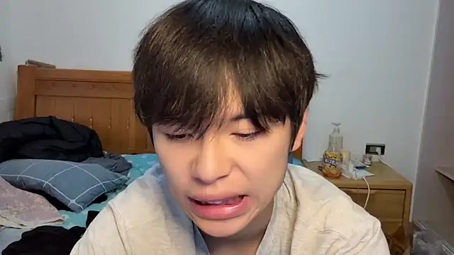 w5206t online show from October 30, 2025, 1:40 am