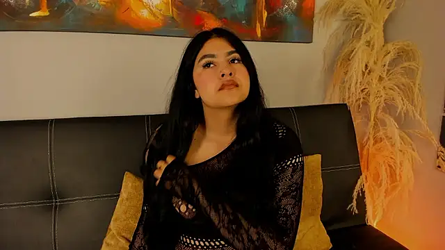 Emma  clark  online show from February 16, 2026, 12:45 pm