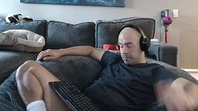 LeeCox online show from February 4, 2025, 5:55 pm