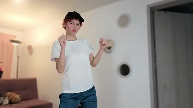 colette e online show from November 22, 2025, 11:37 pm